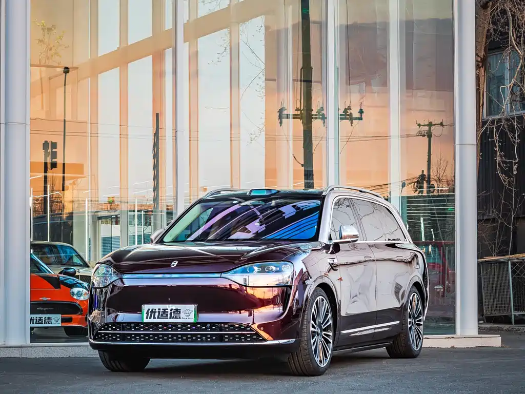 Wenjie M9 2025 extended range Ultra version 52kWh 5-seat version (896-line lidar) купить на сайте DeffCars