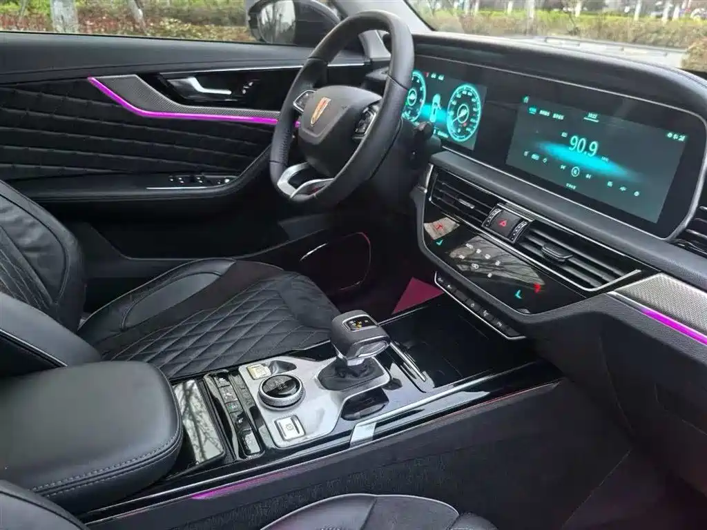 Hongqi HS5 2019 2.0T Zhilian Flagship Edition купить на сайте DeffCars