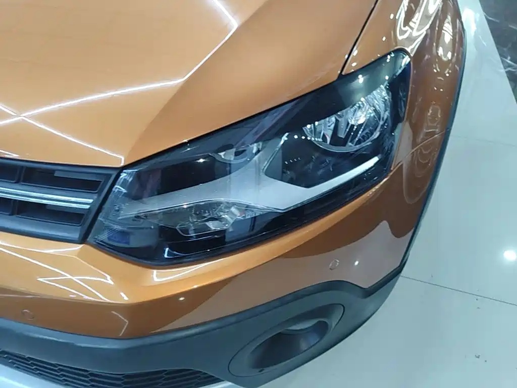 Polo 2016 1.6L Cross Polo automatic купить на сайте DeffCars