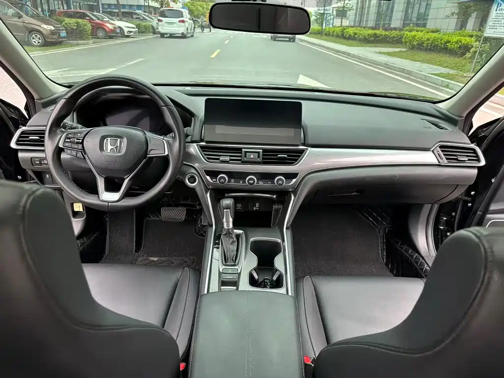 Accord 2022 260TURBO Deluxe Edition купить на сайте DeffCars