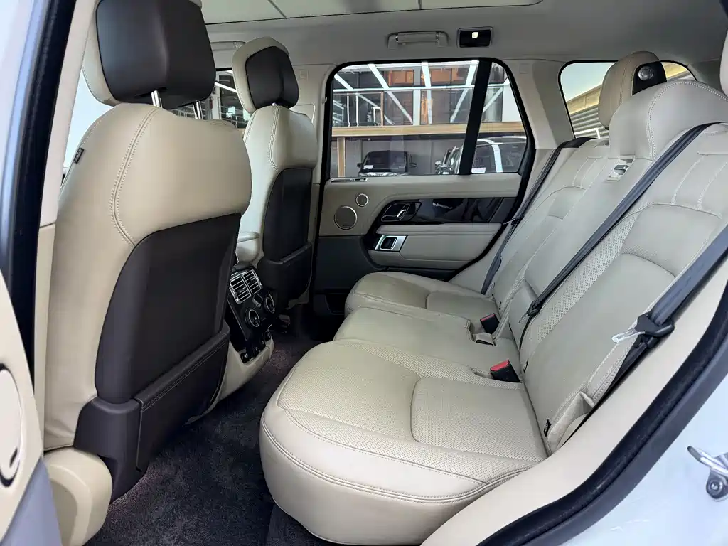 Range Rover 2019 3.0 SCV6 Legend Edition купить на сайте DeffCars