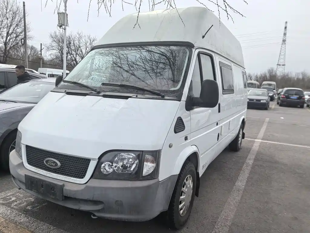 Classic Transit 2016 2.4L gasoline long-axle 6-seater high-roof multi-purpose vehicle 4G69S4N купить на сайте DeffCars