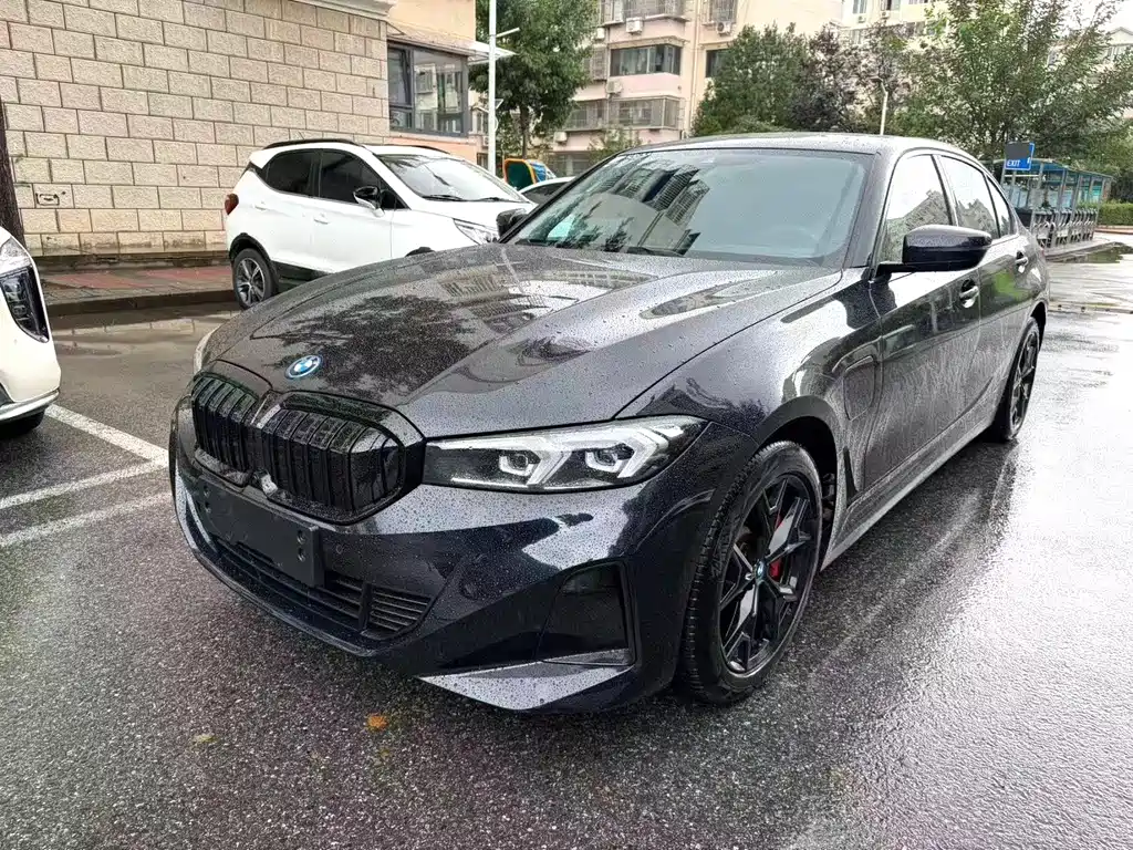 BMW i3 2022 eDrive 35 L купить на сайте DeffCars