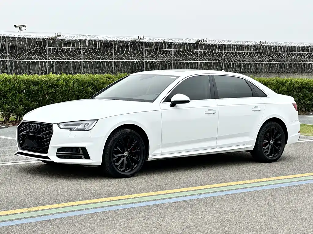 Audi A4L 2019 40 TFSI Enterprising National VI купить на сайте DeffCars