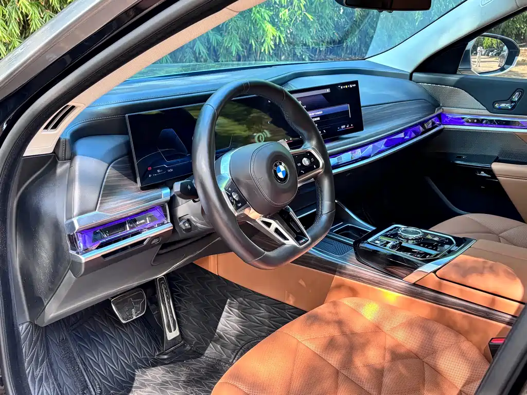 BMW 7 Series 2023 735Li M Sports Package купить на сайте DeffCars