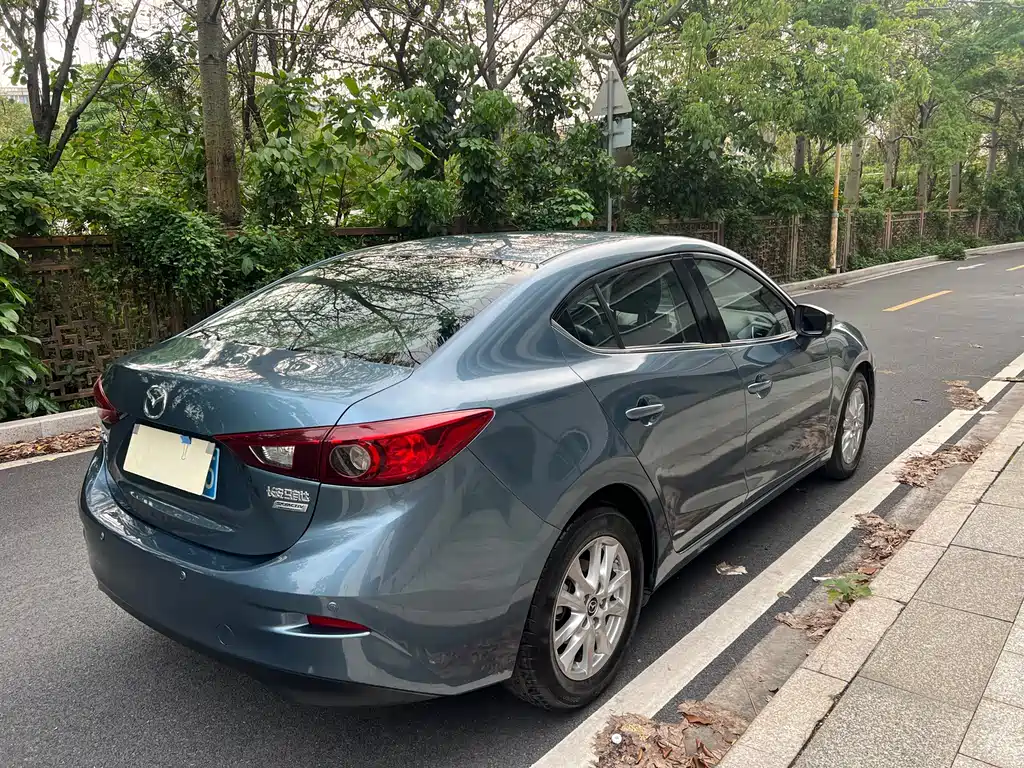 Mazda Axela 2016 sedan 1.5L automatic comfort type купить на сайте DeffCars
