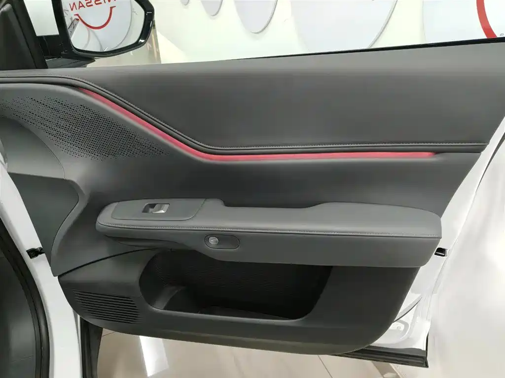 Xpeng G6 2025 model 625 long battery life Max flagship version купить на сайте DeffCars