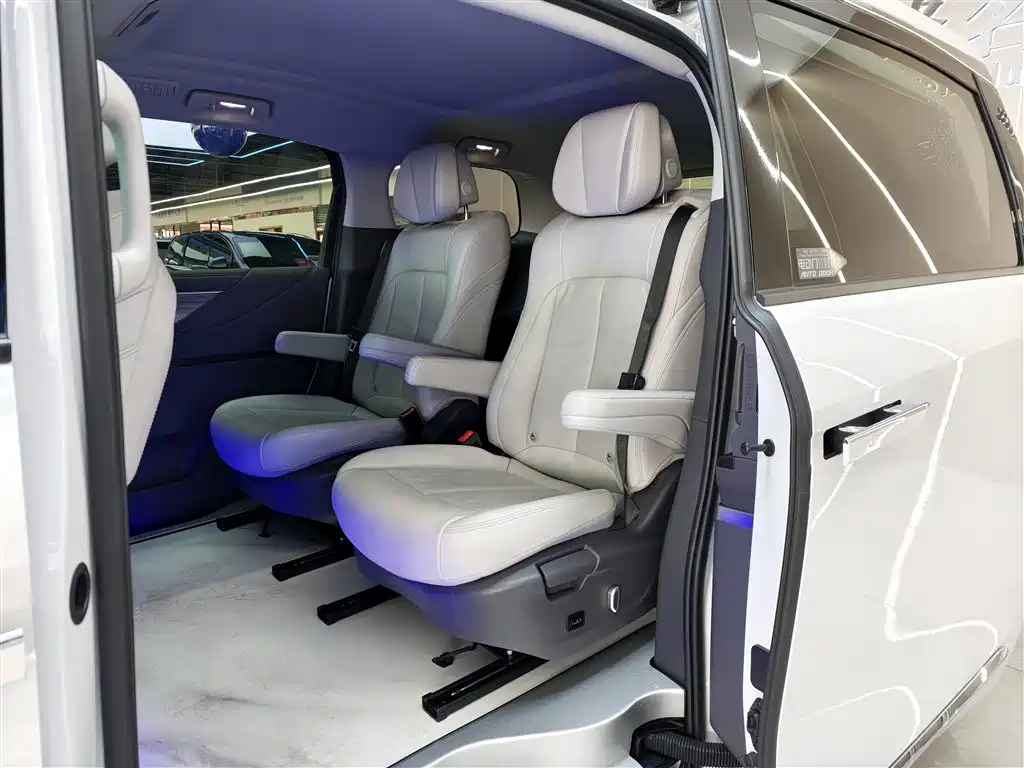 Buick GL8 2025 Lu Zun Smart Edition купить на сайте DeffCars