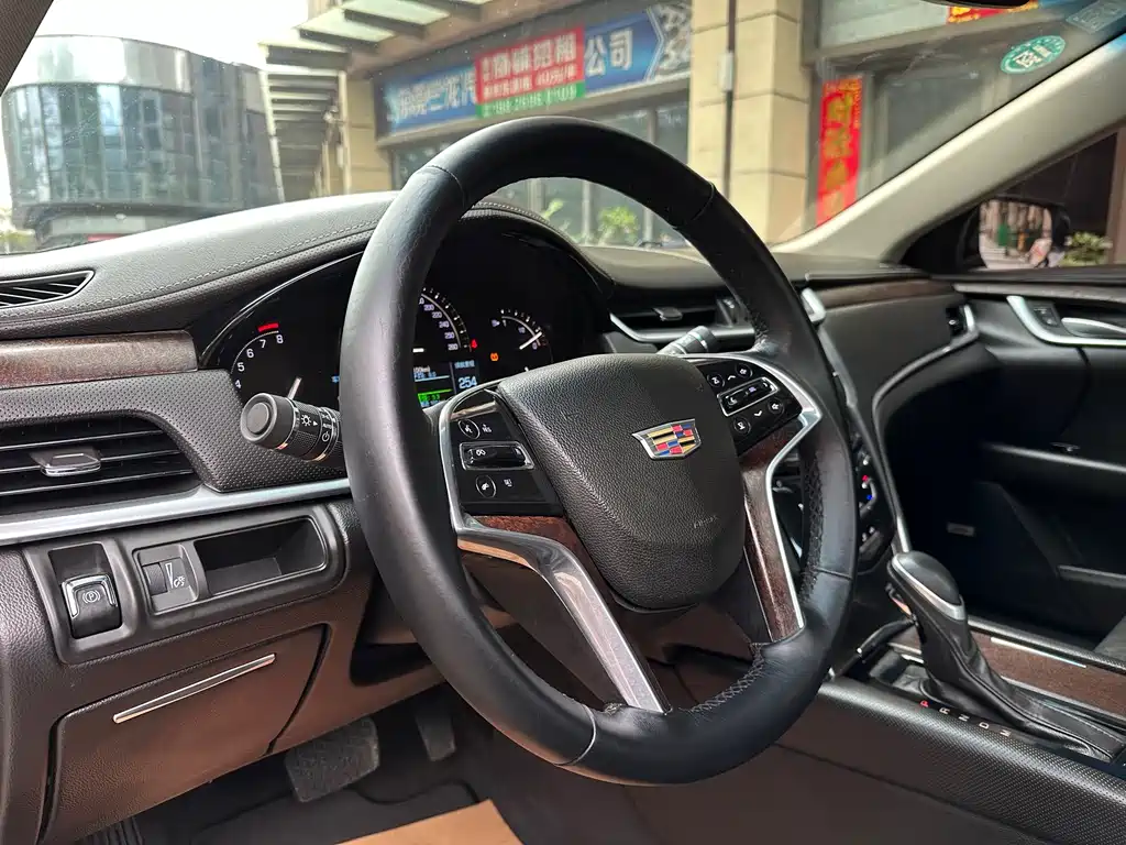 Cadillac XTS 2018 28T Elite купить на сайте DeffCars