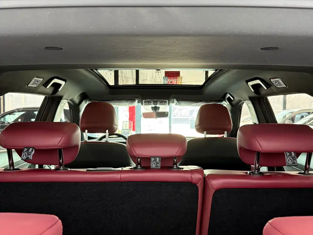Jietu X70 PLUS 2023 model 1.5T DCT Brave PLUS 7 seats купить на сайте DeffCars