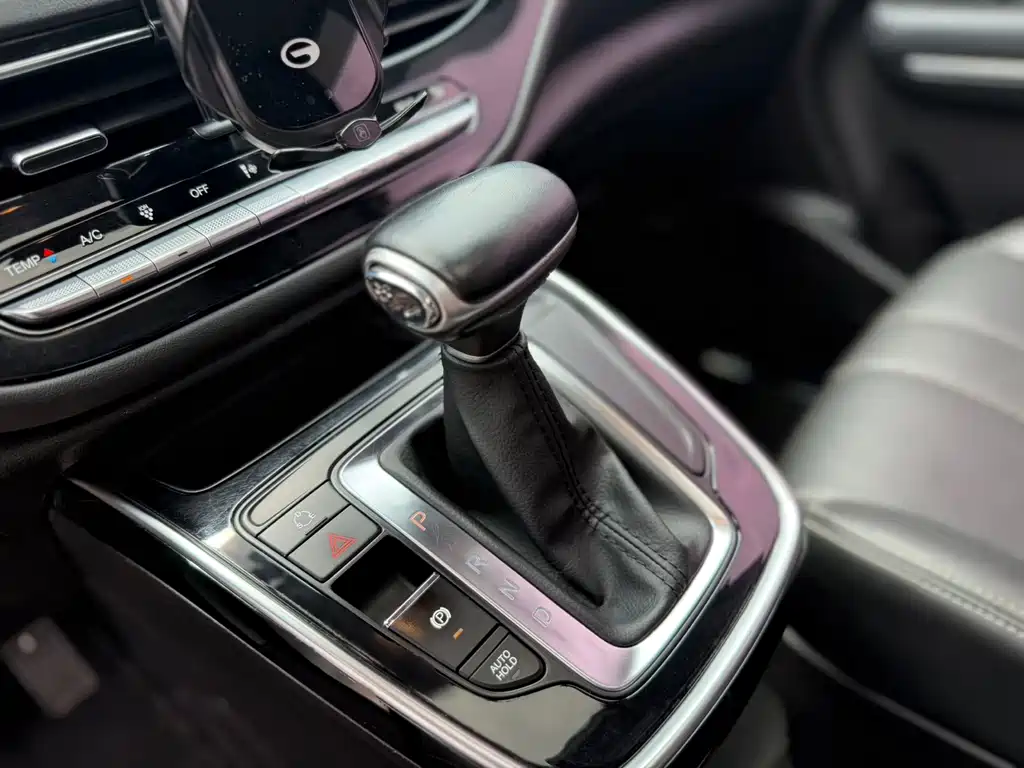 Trumpchi M6 2019 270T automatic luxury version (seven seats) National V купить на сайте DeffCars