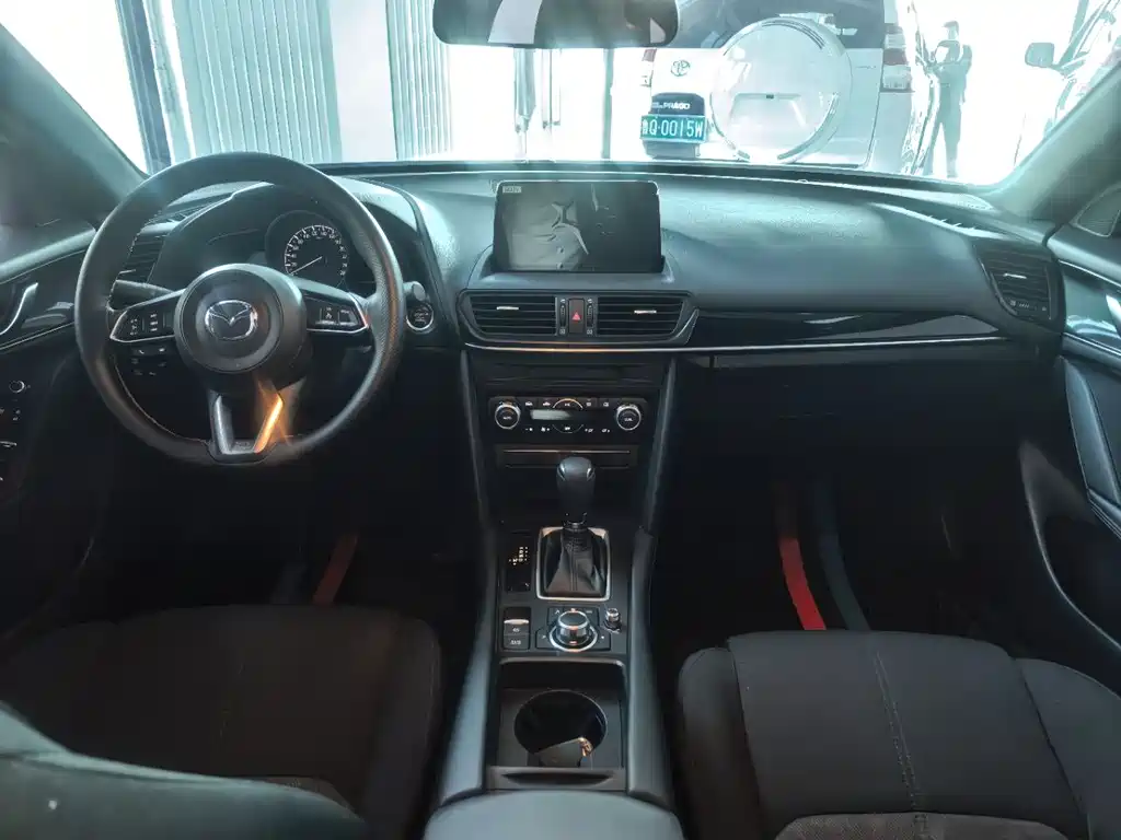 Mazda CX-4 2021 2.0L automatic two-wheel drive Blue Sky Exploration Edition купить на сайте DeffCars