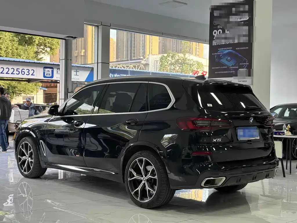 BMW X5 2022 facelift xDrive 40Li M sports package купить на сайте DeffCars