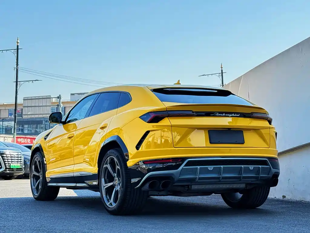 Urus 2018 4.0T V8 купить на сайте DeffCars