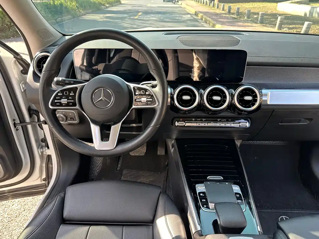 Mercedes-Benz GLB 2020 GLB 200 Dynamic купить на сайте DeffCars