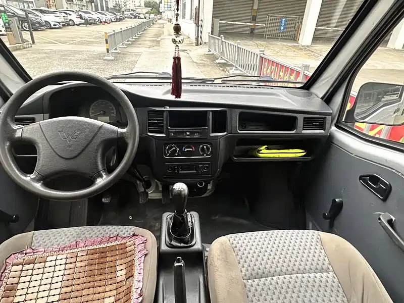 Wuling Zhiguang 2019 1.2L S Practical Model купить на сайте DeffCars