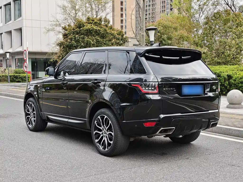 Range Rover Sport 2022 3.0 L6 Black Edition купить на сайте DeffCars