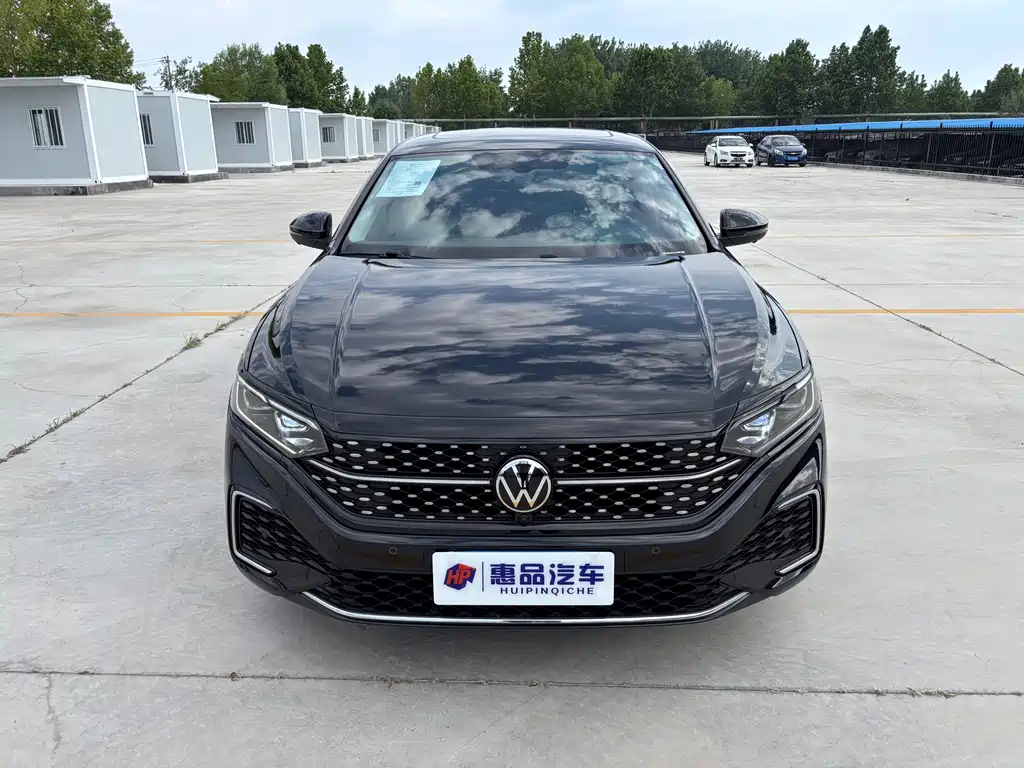 Passat 2023 330TSI Starry Sky Deluxe Edition купить на сайте DeffCars