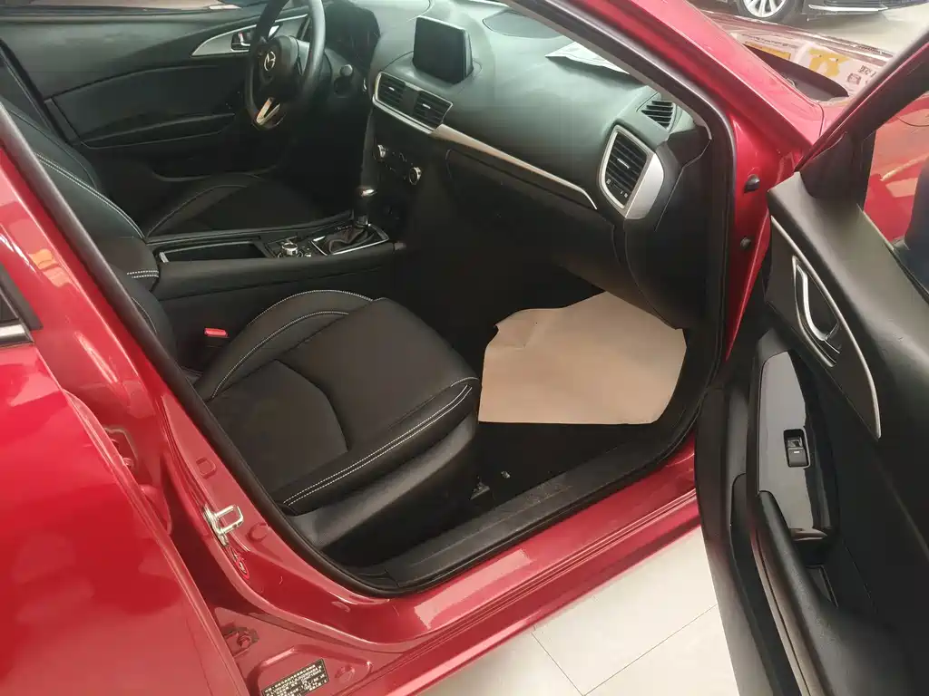 Mazda3 Angkesela 2017 sedan 1.5L automatic luxury model National V купить на сайте DeffCars