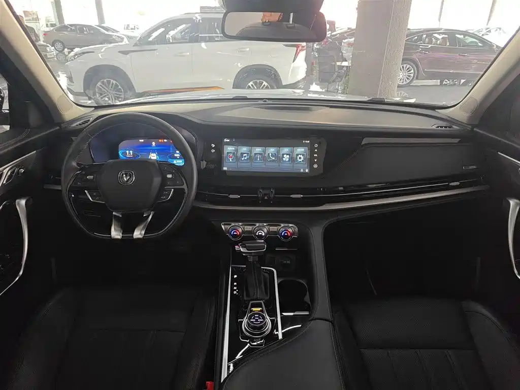 Changan CS95 2019 2.0T two-wheel drive luxury model купить на сайте DeffCars