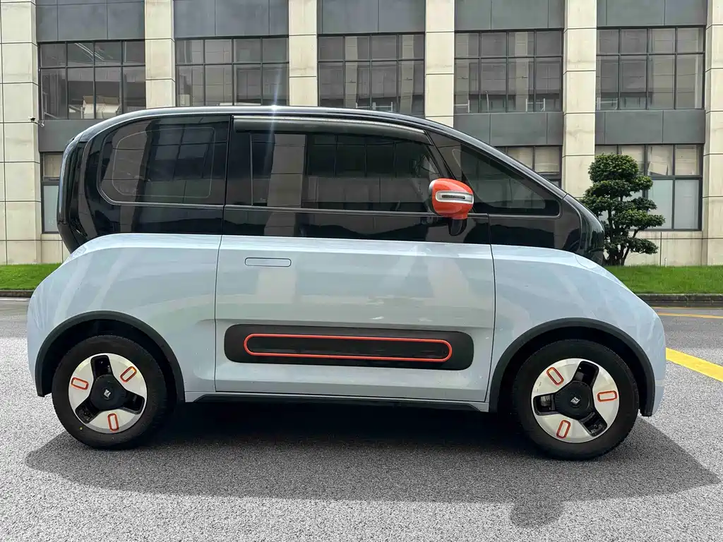 Baojun KiWi EV 2022 Designer’s Light Edition ternary lithium купить на сайте DeffCars