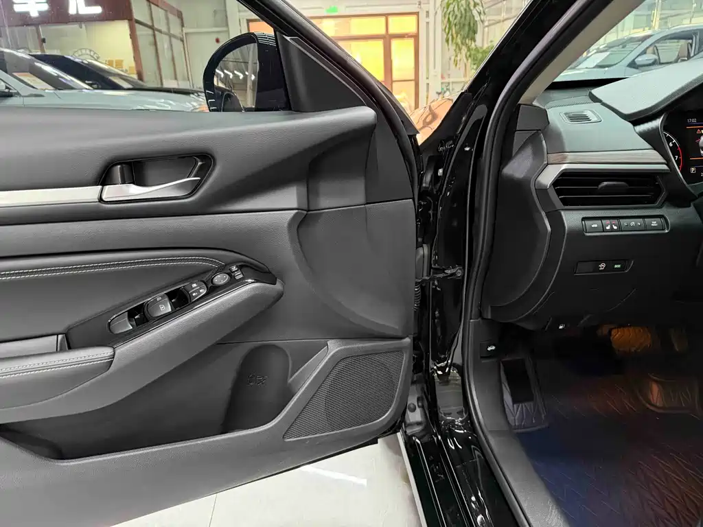 Teana 2021 2.0L XL Comfort Edition купить на сайте DeffCars