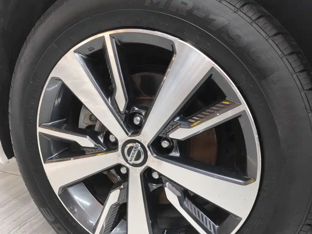 Bluebird 2020 1.6L CVT cool version купить на сайте DeffCars