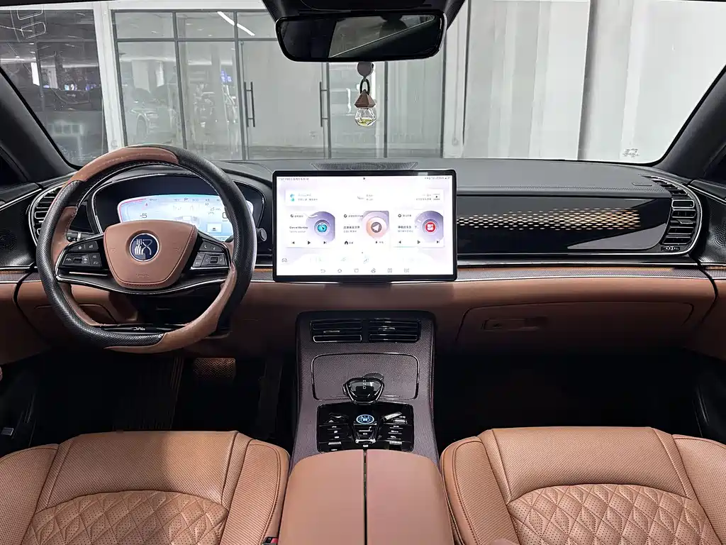 Han 2022 DM-i 121km Premium купить на сайте DeffCars