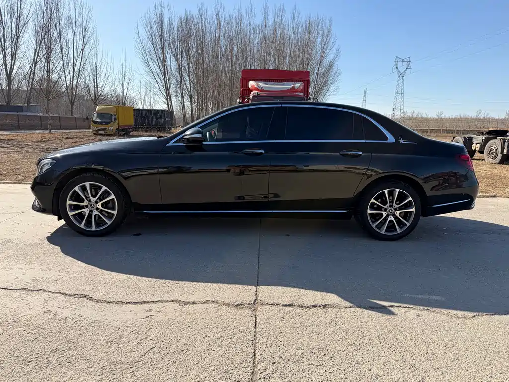 Mercedes-Benz E-Class 2018 E 200 L купить на сайте DeffCars