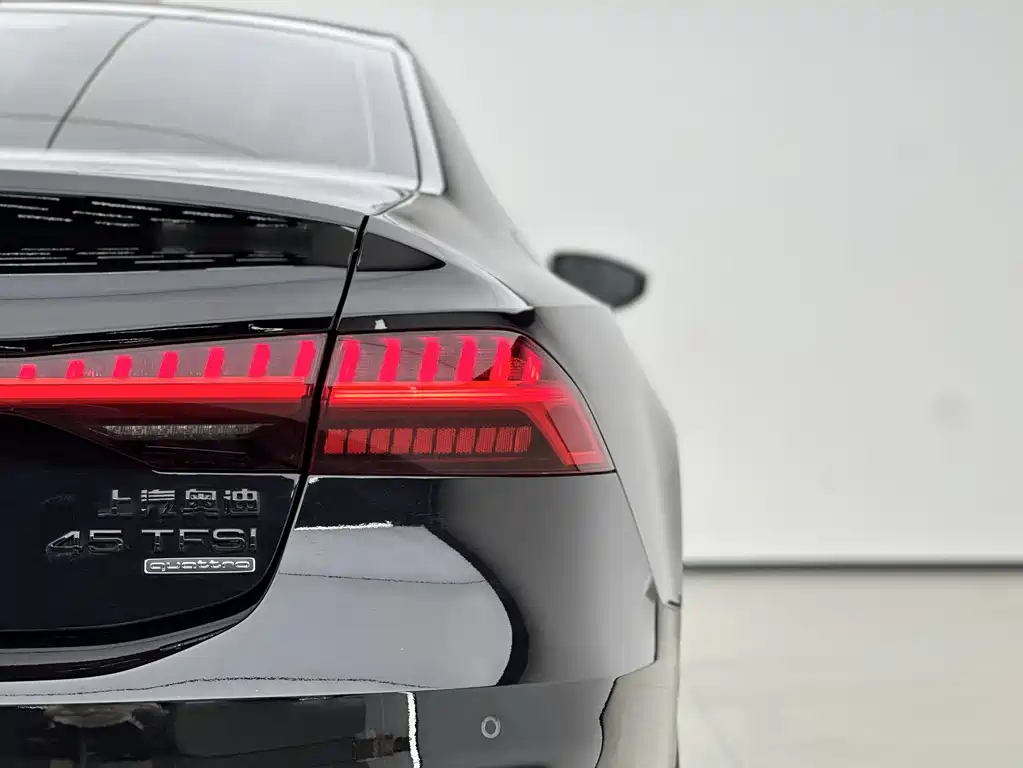 Audi A7L 2024 45 TFSI quattro S-line Black Warrior Edition купить на сайте DeffCars