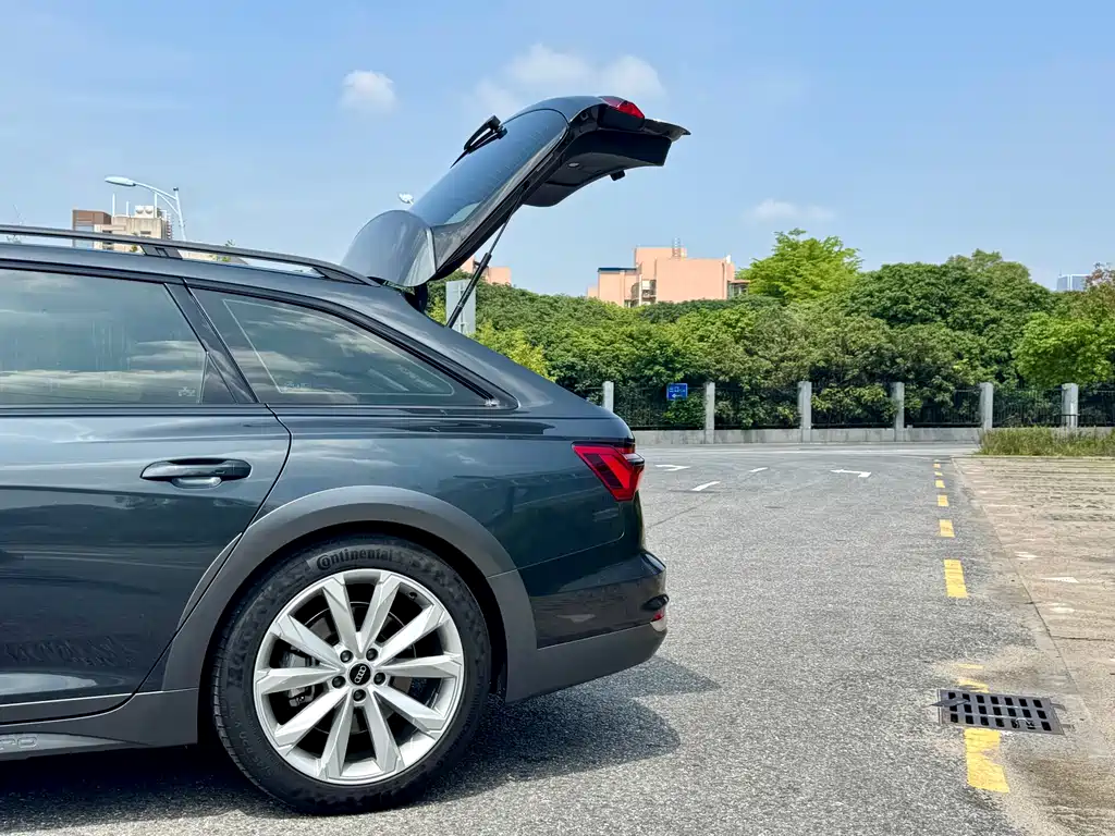 Audi A6 imported 2022 allroad quattro explorer 55 TFSI exclusive off-road model купить на сайте DeffCars