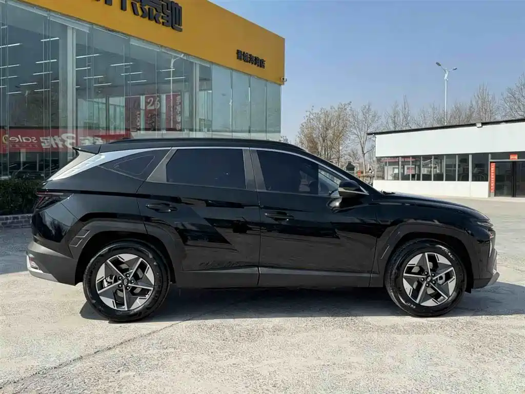 Tucson 2025 Tucson L 1.5T Elite Edition купить на сайте DeffCars