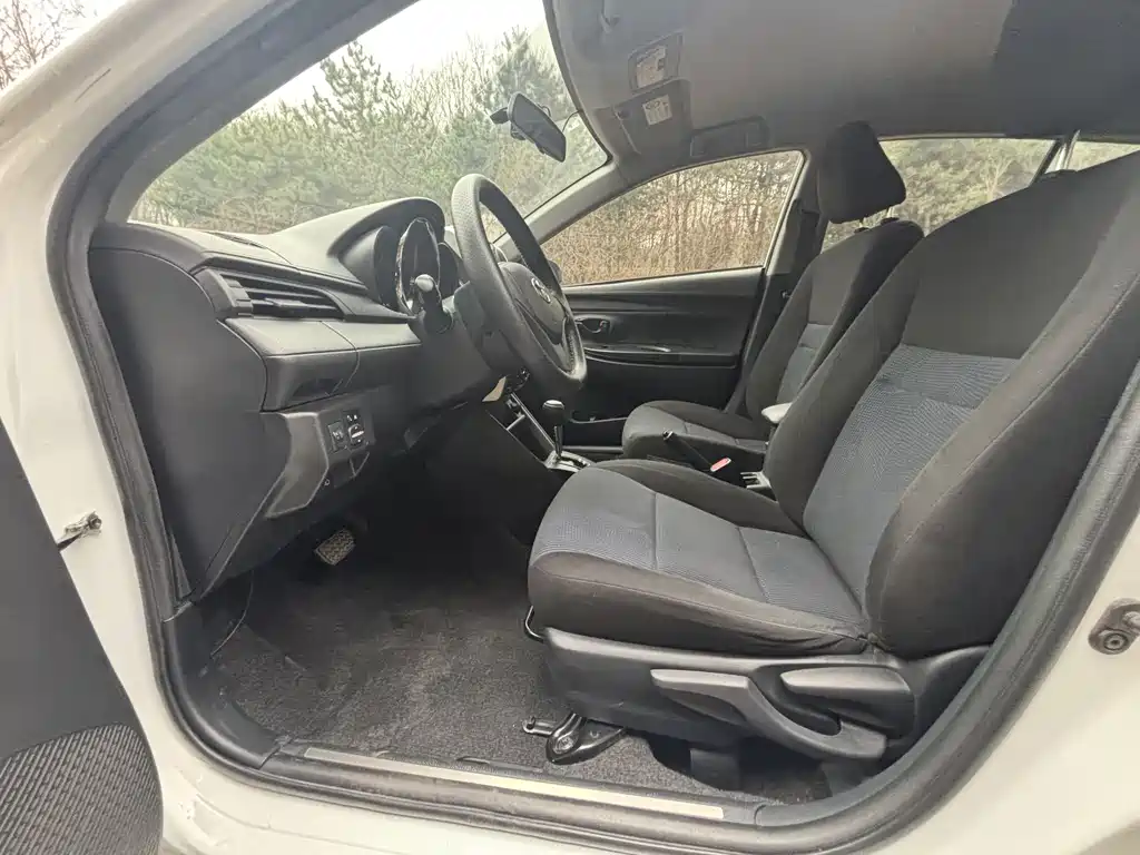 YARiS L Zhixuan 2016 facelift 1.5E CVT charming version купить на сайте DeffCars