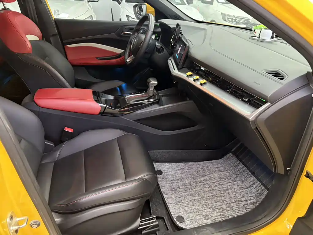 MG5 2021 180DVVT CVT Youth Fashion Edition купить на сайте DeffCars