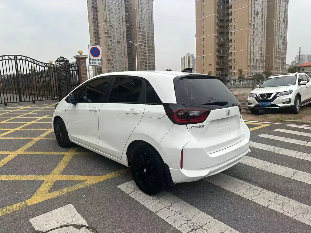 Fit 2021 1.5L CVT Trendy Edition купить на сайте DeffCars