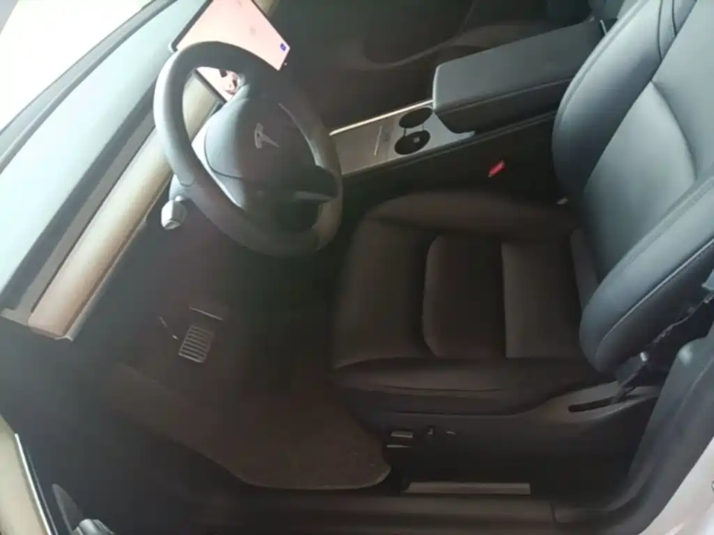 Model Y 2021 standard range rear-wheel drive version купить на сайте DeffCars