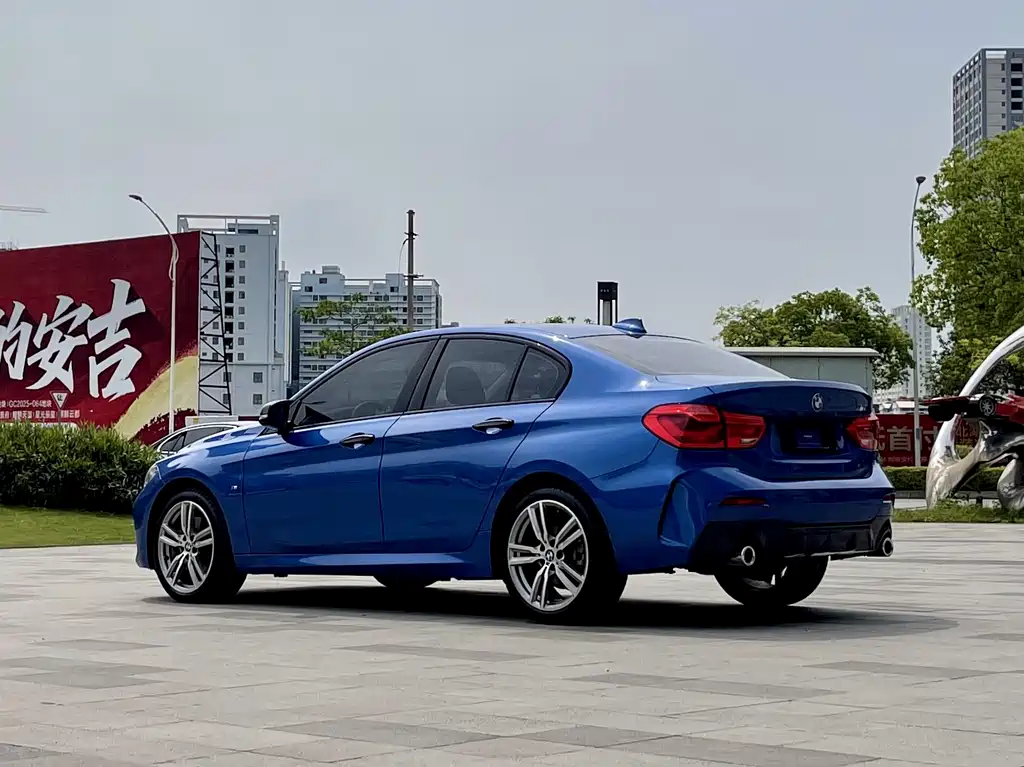 BMW 1 Series 2019 120i Leading M Sports Package купить на сайте DeffCars