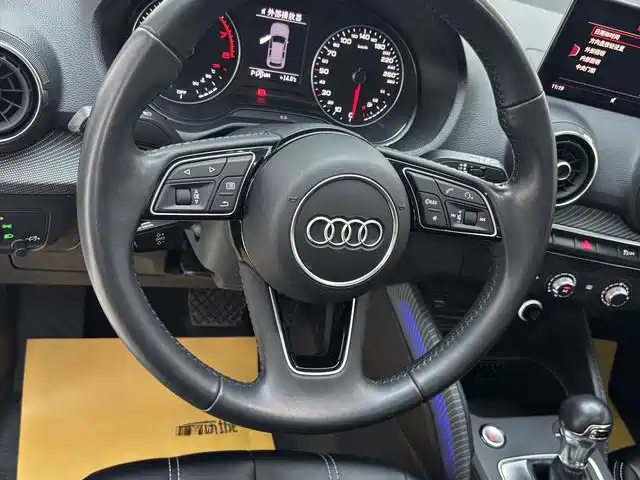 Audi Q5L 2021 40 TFSI luxury and dynamic model купить на сайте DeffCars