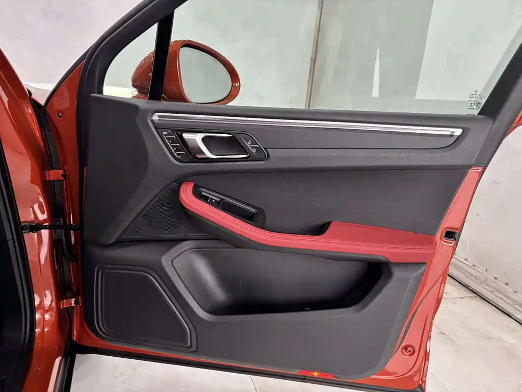 Macan 2023 Macan 2.0T купить на сайте DeffCars