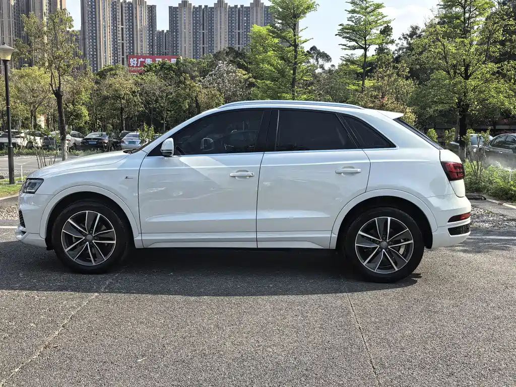Audi Q3 2018 30th Anniversary Model 35 TFSI Sports купить на сайте DeffCars