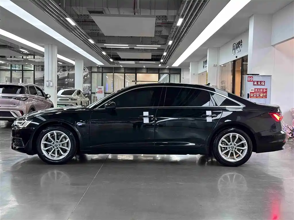 Audi A6L 2021 40 TFSI luxury and elegant model купить на сайте DeffCars