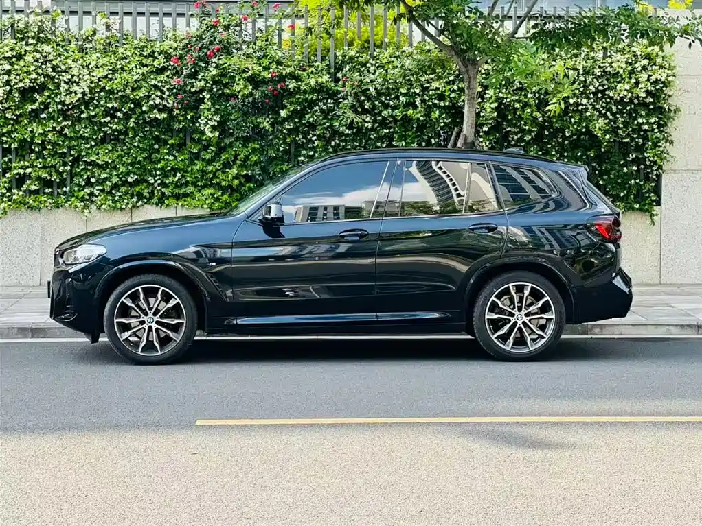 BMW X3 2023 xDrive30i Advanced M Night Package купить на сайте DeffCars
