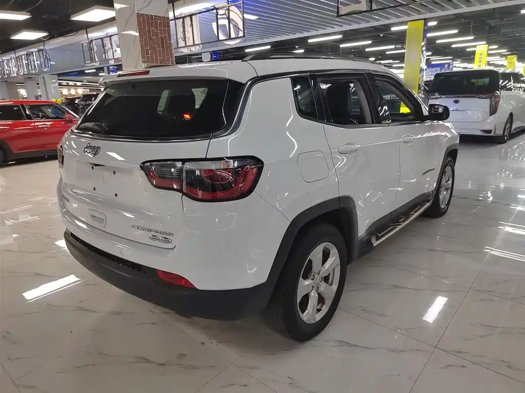 Compass 2017 200T Automatic Home Edition купить на сайте DeffCars