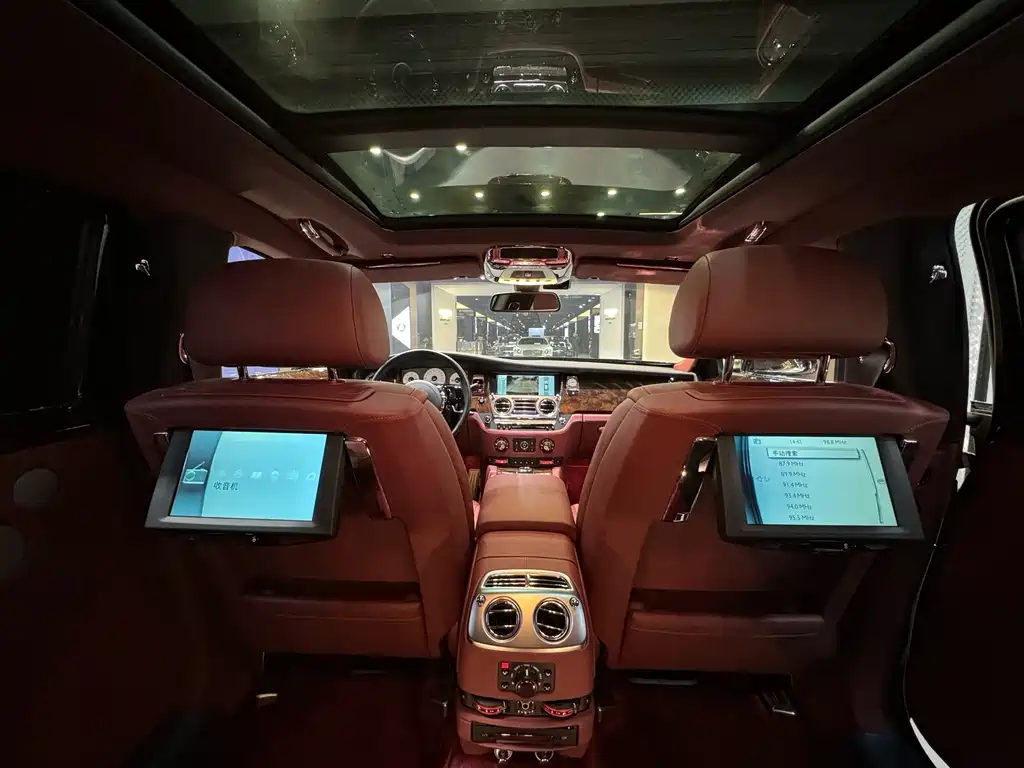 Ghost 2015 Series II Extended Edition купить на сайте DeffCars