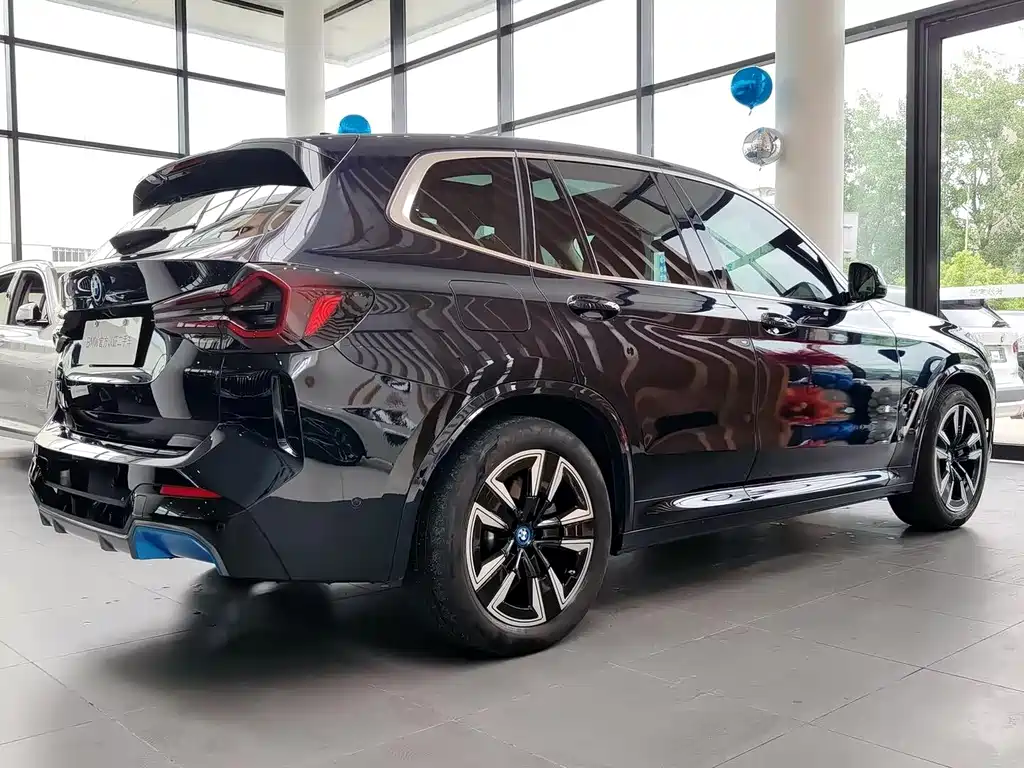 BMW iX3 2022 leading model купить на сайте DeffCars