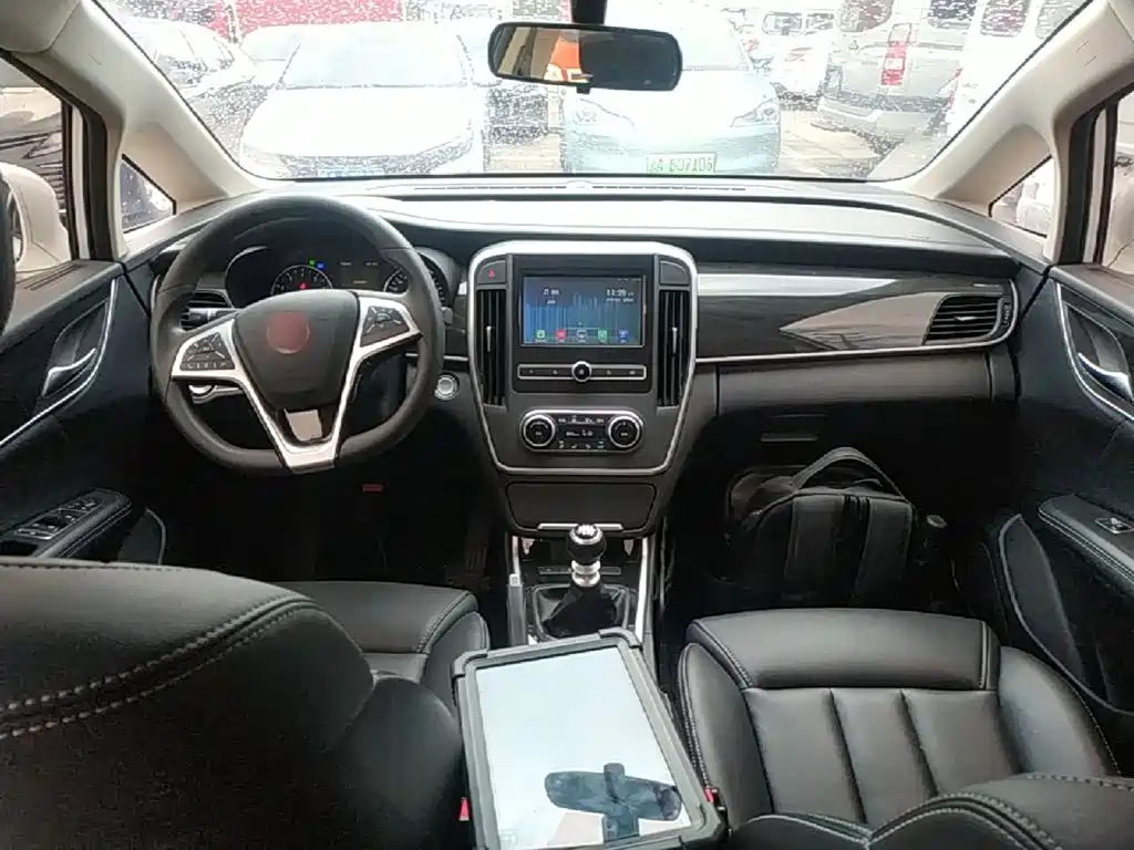 Song MAX 2017 1.5T manual smart connected luxury model 7 seats купить на сайте DeffCars