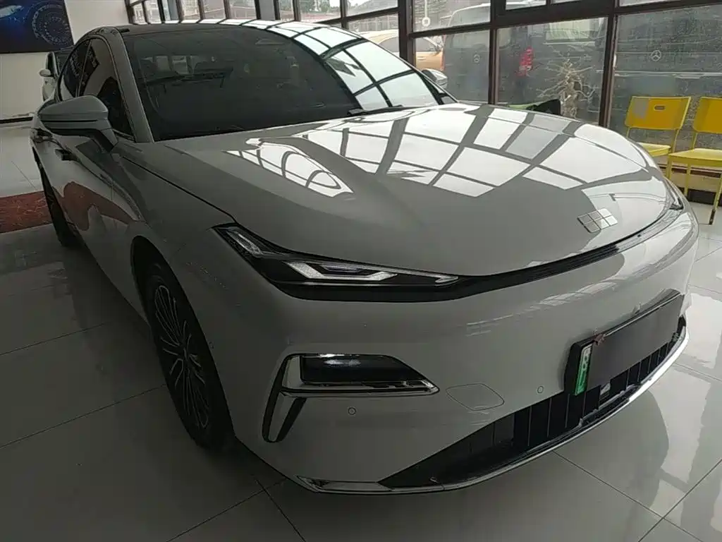 Galaxy Star 8 2025 130km EM-i Exclusive Edition купить на сайте DeffCars