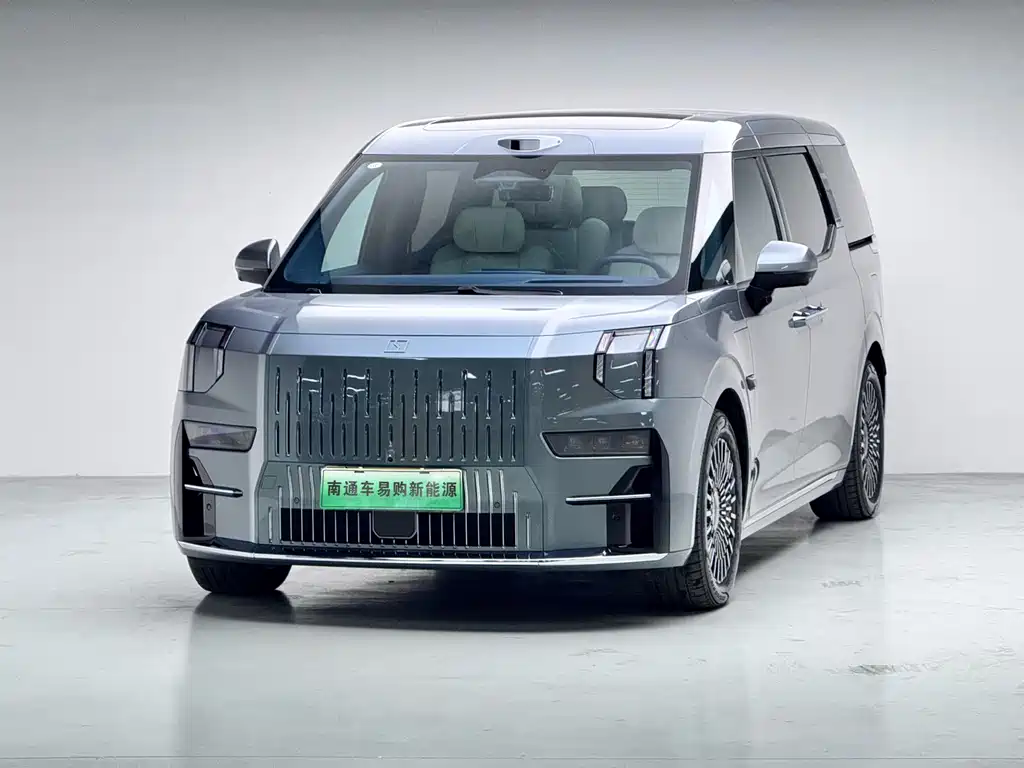 Jikrypton 009 2024 seven-seater aisle version 108kWh купить на сайте DeffCars