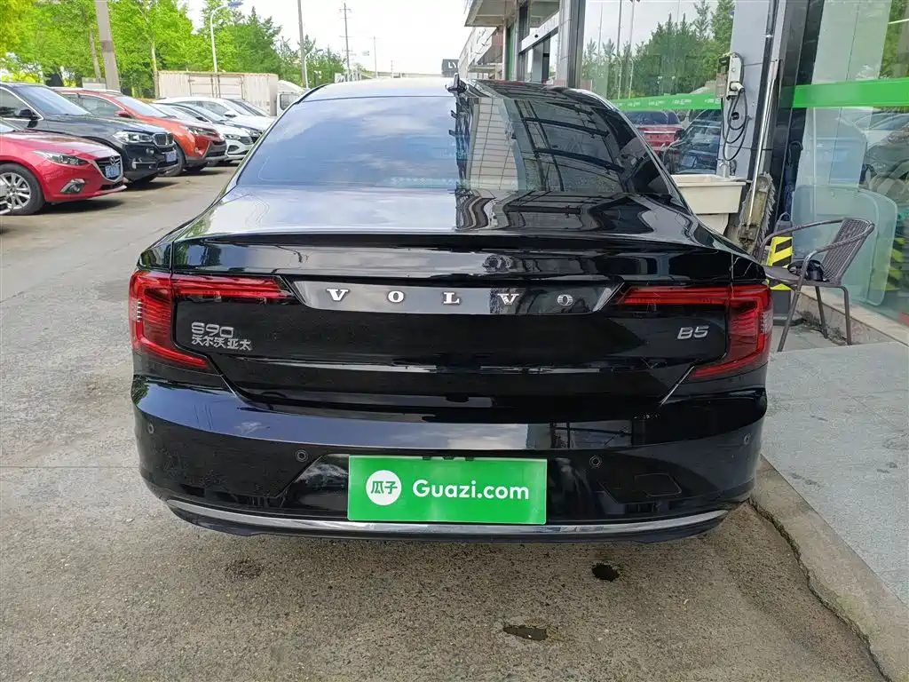 Volvo S90 2024 B5 Zhiyi Luxury Edition купить на сайте DeffCars