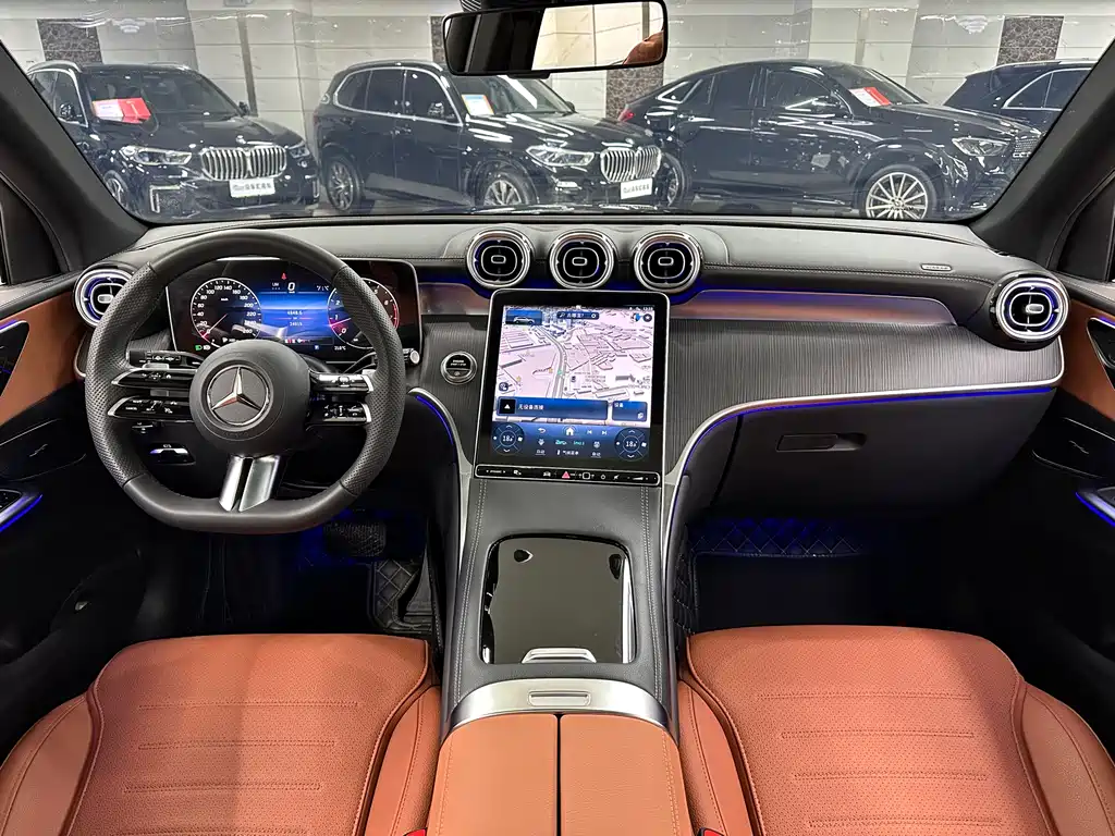Mercedes-Benz GLC 2024 GLC 260 L 4MATIC luxury model 5 seats купить на сайте DeffCars
